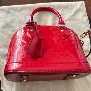 Louis Vuitton Alma BB MV Cerise